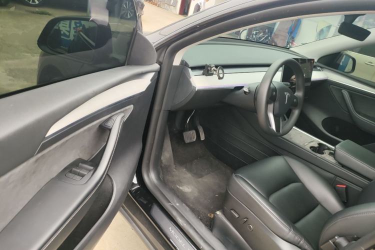 Used Tesla Model Y 2023 Rear-Wheel-Drive Version Driver Seat