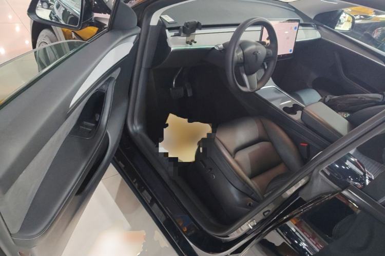 Used Tesla Model Y 2023 Rear-Wheel-Drive Version Driver Seat
