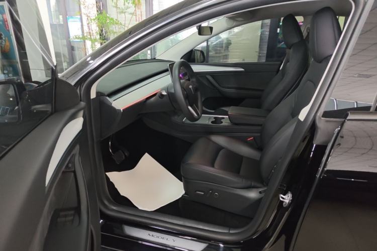 Used Tesla Model Y 2023 Rear-Wheel-Drive Version Driver Seat