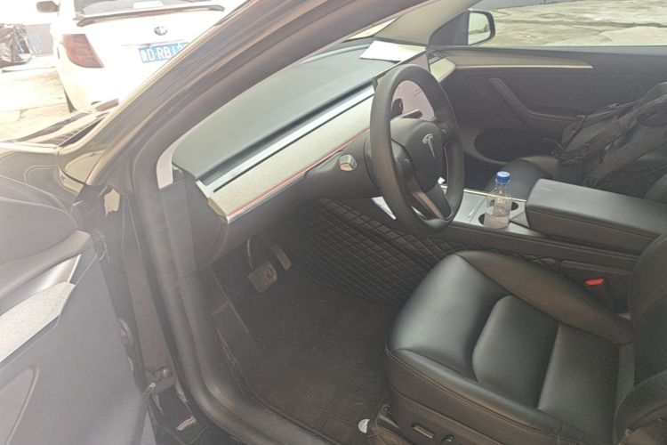 Used Tesla Model Y 2023 Rear-Wheel-Drive Version Driver Seat
