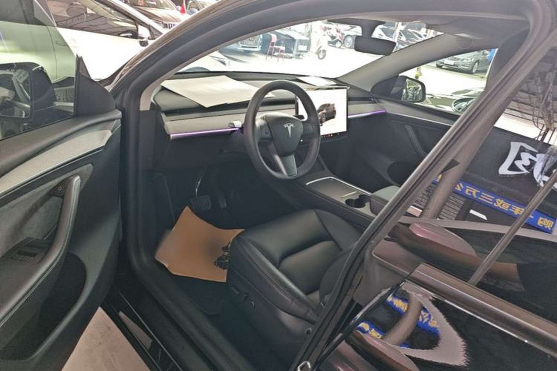 Used Tesla Model Y 2023 Rear-Wheel-Drive Version Driver Seat