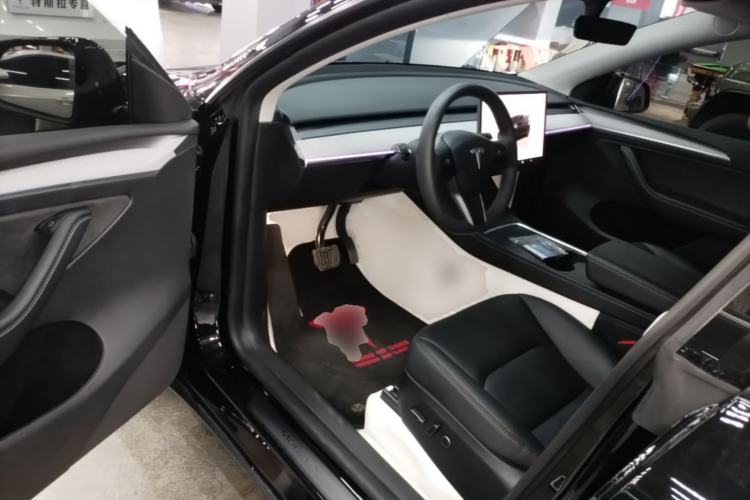 Used Tesla Model Y 2023 Rear-Wheel-Drive Version Driver Seat