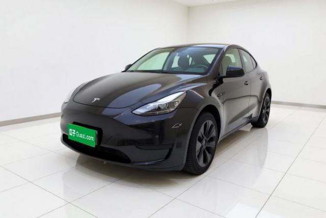 Tesla Model Y 2023 Rear-Wheel-Drive Version d’occasion