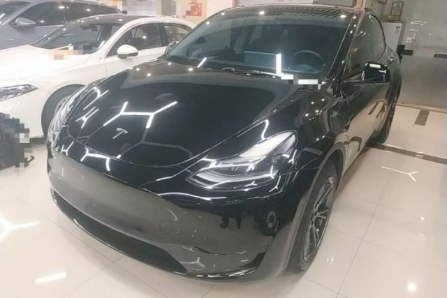 Used Tesla Model Y 2023 Rear-Wheel-Drive Version