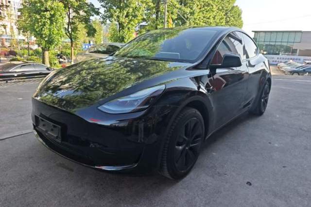 Used Tesla Model Y 2023 Rear-Wheel-Drive Version