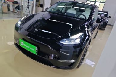 Used Tesla Model Y 2023 Long-Range All-Wheel-Drive Version