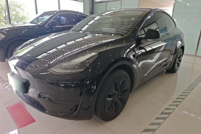 Used Tesla Model Y 2023 Rear-Wheel-Drive Version