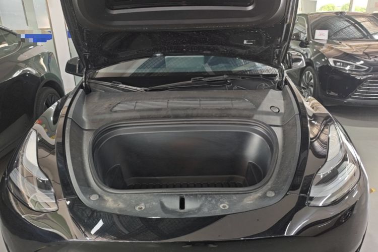 Used Tesla Model Y 2023 Rear-Wheel-Drive Version Engine Bay