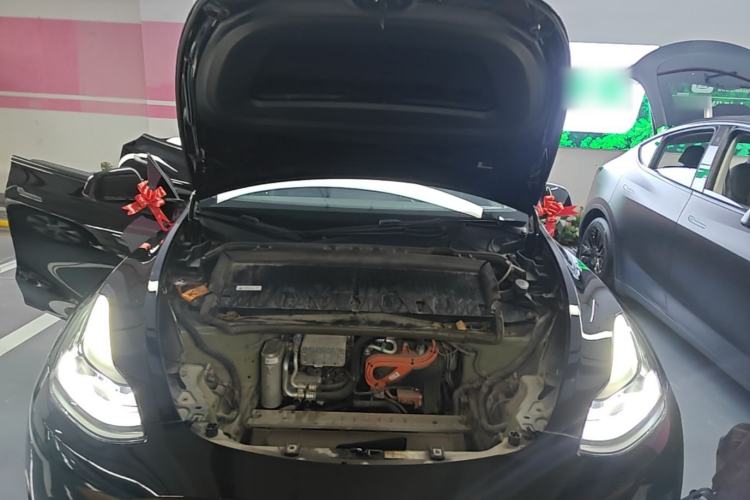 Used Tesla Model Y 2023 Rear-Wheel-Drive Version Engine Bay