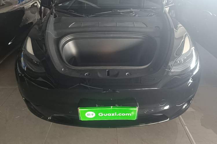 Used Tesla Model Y 2023 Rear-Wheel-Drive Version Engine Bay