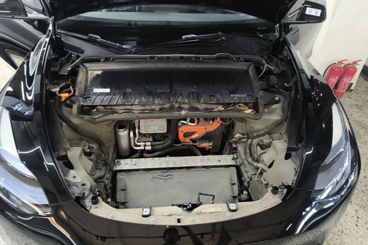 Used Tesla Model Y 2023 Rear-Wheel-Drive Version Engine Bay