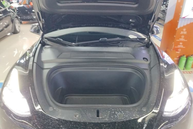 Used Tesla Model Y 2023 Rear-Wheel-Drive Version Engine Bay