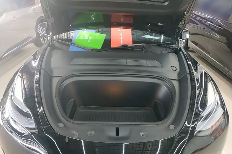 Used Tesla Model Y 2023 Rear-Wheel-Drive Version Engine Bay