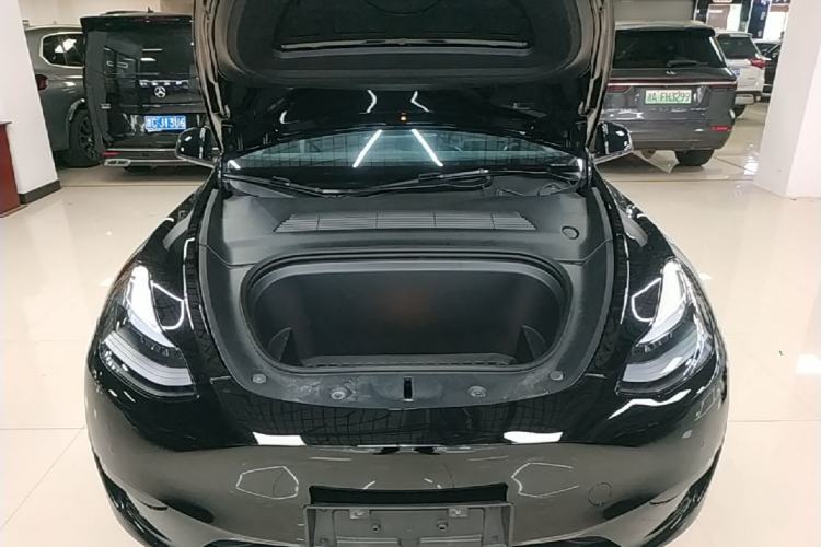 Used Tesla Model Y 2023 Rear-Wheel-Drive Version Engine Bay