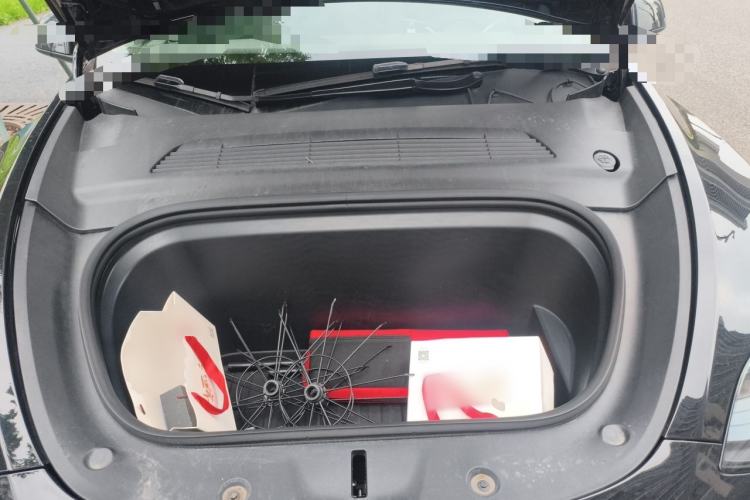 Used Tesla Model Y 2023 Rear-Wheel-Drive Version Engine Bay
