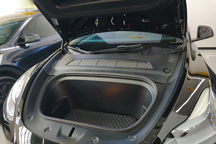 Used Tesla Model Y 2023 Rear-Wheel-Drive Version Engine Bay