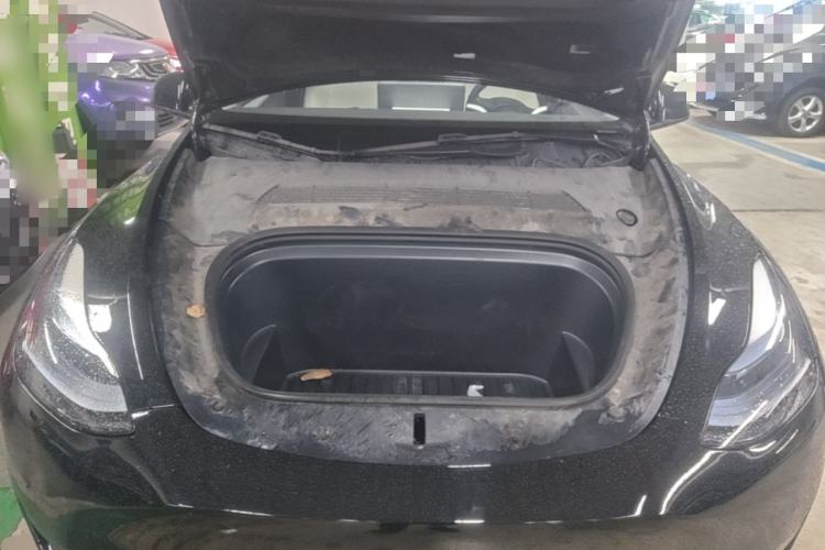 Used Tesla Model Y 2023 Rear-Wheel-Drive Version Engine Bay
