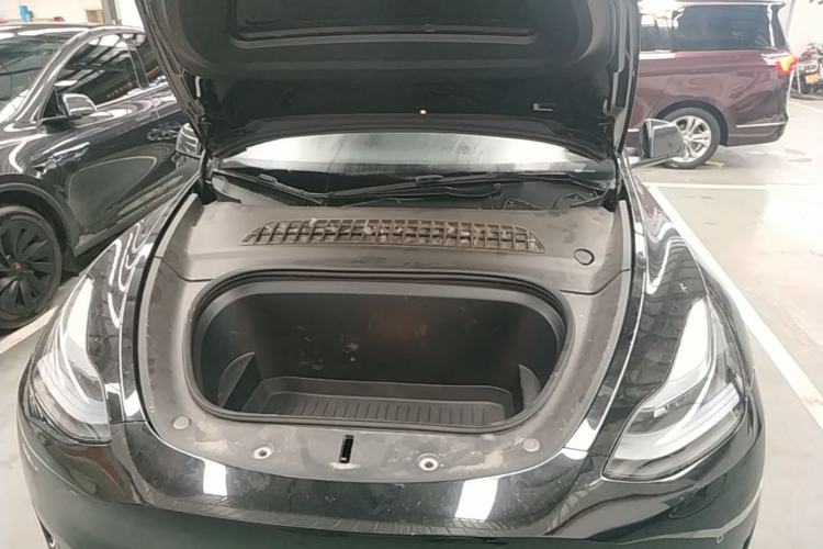 Used Tesla Model Y 2023 Rear-Wheel-Drive Version Engine Bay