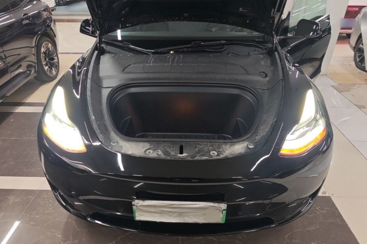 Used Tesla Model Y 2023 Rear-Wheel-Drive Version Engine Bay