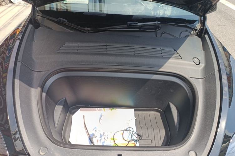 Used Tesla Model Y 2023 Rear-Wheel-Drive Version Engine Bay