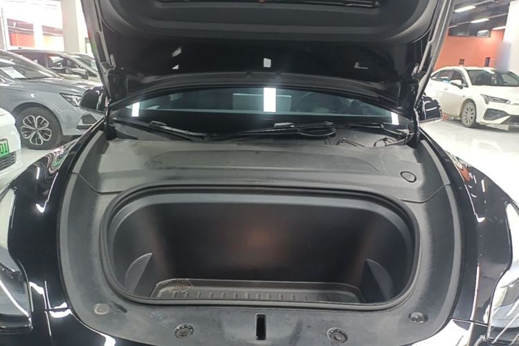 Used Tesla Model Y 2023 Rear-Wheel-Drive Version Engine Bay