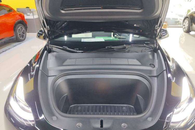 Used Tesla Model Y 2023 Rear-Wheel-Drive Version Engine Bay