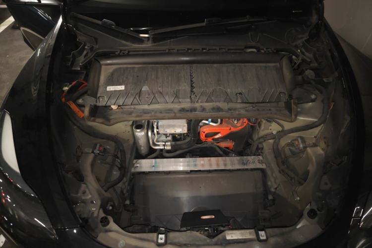 Used Tesla Model Y 2023 Rear-Wheel-Drive Version Engine Bay