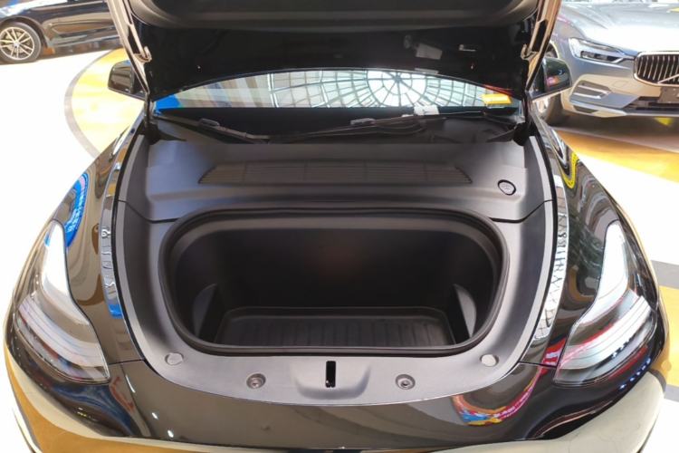 Used Tesla Model Y 2023 Rear-Wheel-Drive Version Engine Bay