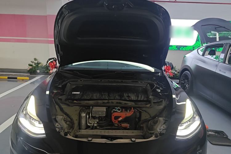 Used Tesla Model Y 2023 Rear-Wheel-Drive Version Engine Bay