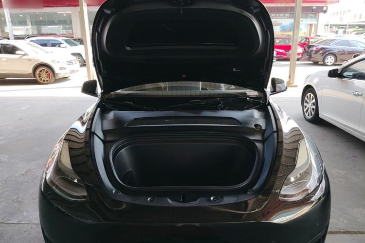 Used Tesla Model Y 2023 Rear-Wheel-Drive Version Engine Bay