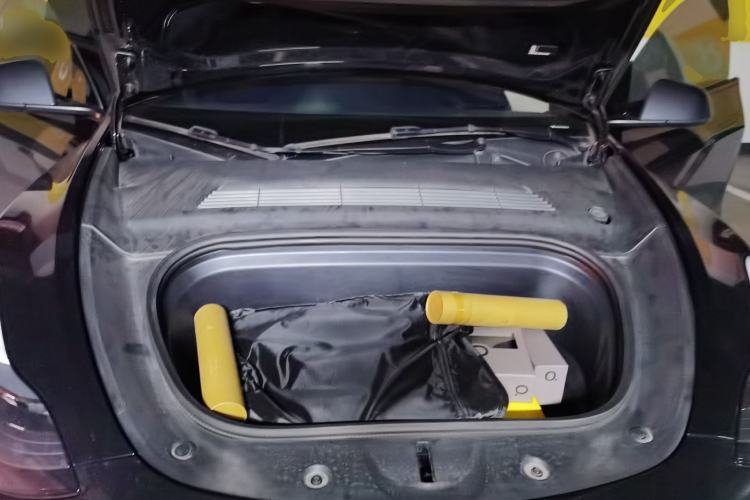 Used Tesla Model Y 2023 Rear-Wheel-Drive Version Engine Bay