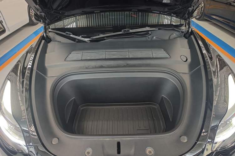 Used Tesla Model Y 2023 Long-Range All-Wheel-Drive Version Engine Bay