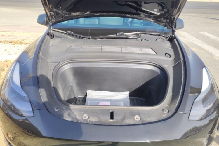Used Tesla Model Y 2023 Rear-Wheel-Drive Version Engine Bay