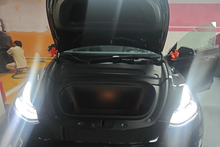 Used Tesla Model Y 2023 Rear-Wheel-Drive Version Engine Bay