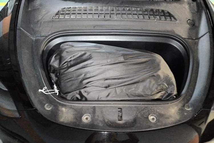 Used Tesla Model Y 2023 Rear-Wheel-Drive Version Engine Bay