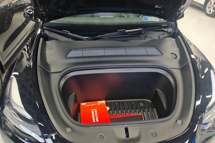Used Tesla Model Y 2023 Rear-Wheel-Drive Version Engine Bay