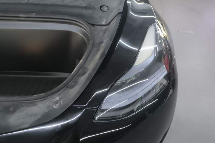 Used Tesla Model Y 2023 Rear-Wheel-Drive Version Engine Bay Left
