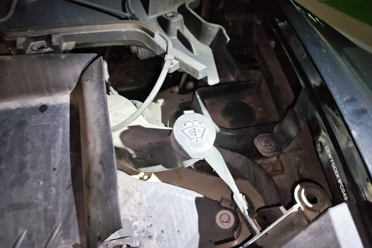 Used Tesla Model Y 2023 Long-Range All-Wheel-Drive Version Engine Bay Left