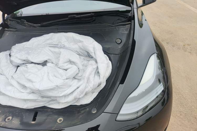 Used Tesla Model Y 2023 High-Performance All-Wheel-Drive Version Engine Bay Left
