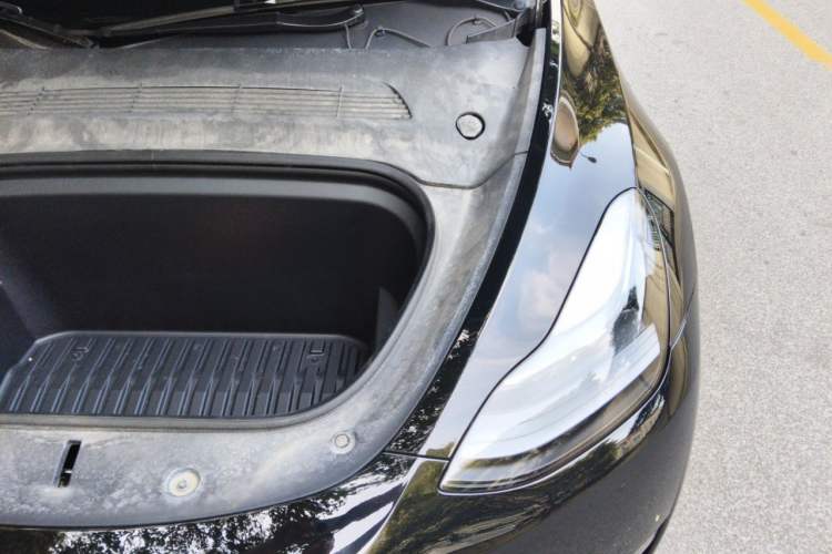 Used Tesla Model Y 2023 Long-Range All-Wheel-Drive Version Engine Bay Left