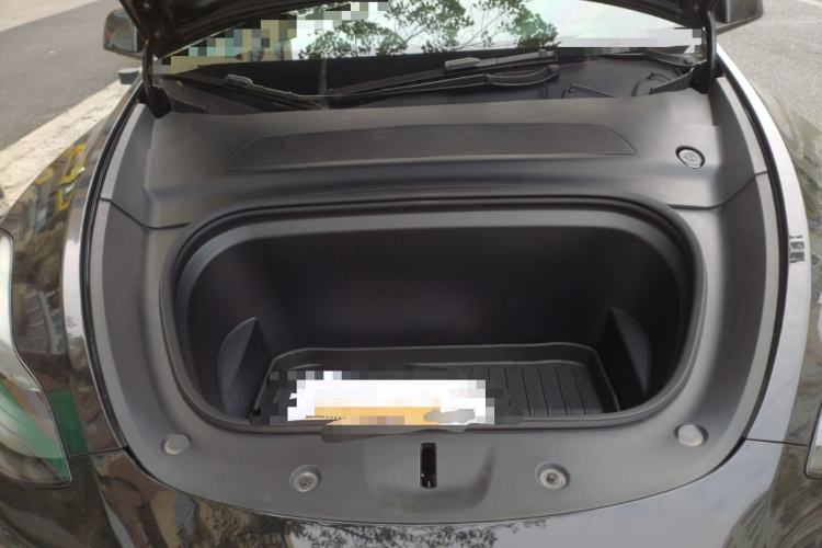 Used Tesla Model Y 2023 Rear-Wheel-Drive Version Engine Bay