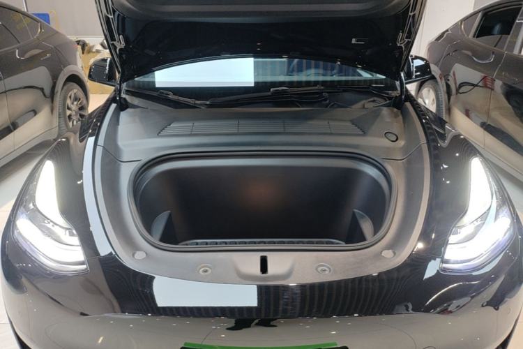 Used Tesla Model Y 2023 Rear-Wheel-Drive Version Engine Bay
