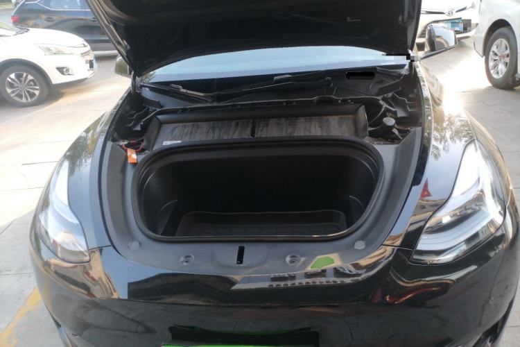 Used Tesla Model Y 2023 Rear-Wheel-Drive Version Engine Bay