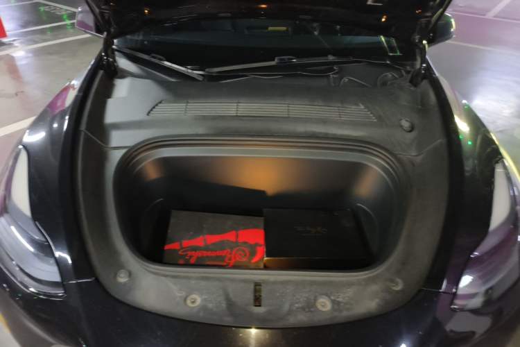 Used Tesla Model Y 2023 Rear-Wheel-Drive Version Engine Bay