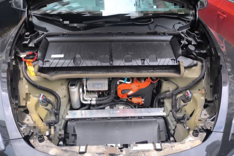 Used Tesla Model Y 2023 High-Performance All-Wheel-Drive Version Engine Bay