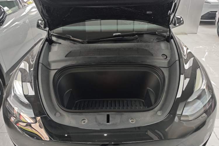 Used Tesla Model Y 2023 High-Performance All-Wheel-Drive Version Engine Bay