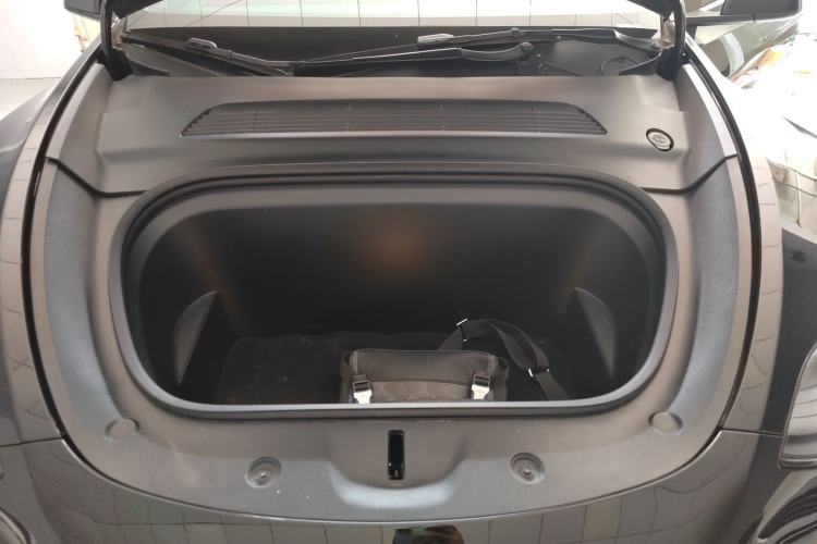 Used Tesla Model Y 2023 Rear-Wheel-Drive Version Engine Bay
