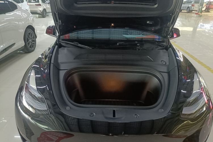 Used Tesla Model Y 2023 Rear-Wheel-Drive Version Engine Bay