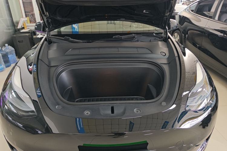 Used Tesla Model Y 2023 Rear-Wheel-Drive Version Engine Bay