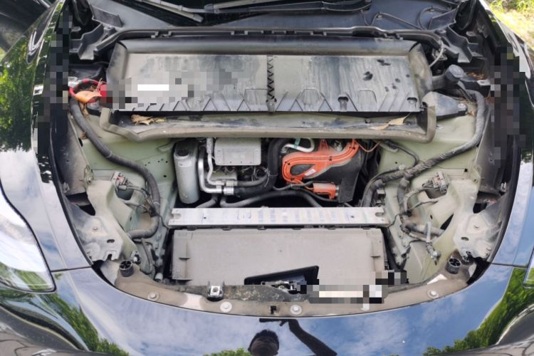 Used Tesla Model Y 2023 Rear-Wheel-Drive Version Engine Bay